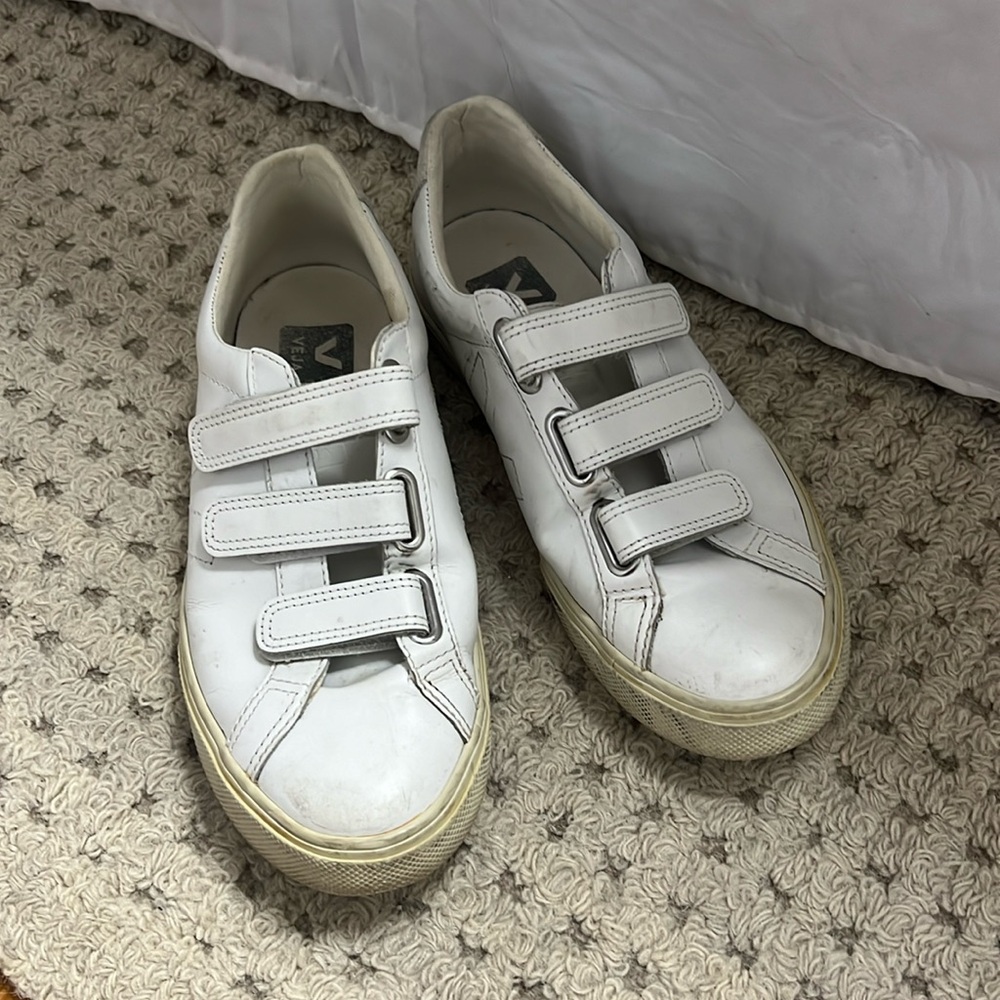 Veja sneakers
